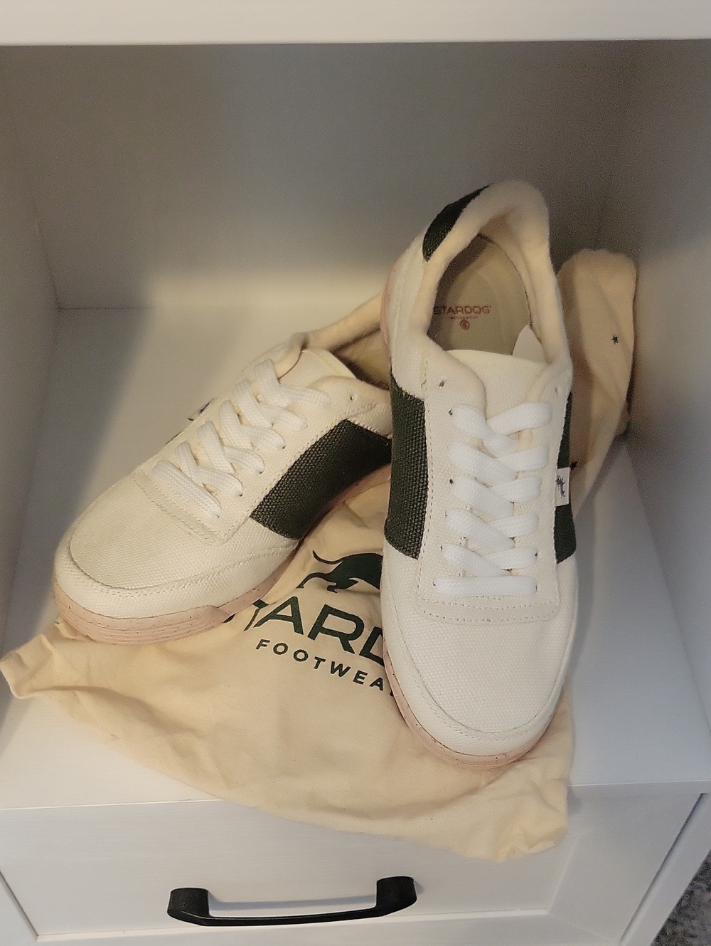 Stardog Loungewear Sz6 Hemp White Sneakers Dark Green Side Panels -In Dust Bag